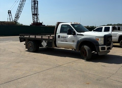 Trucks Flatbed