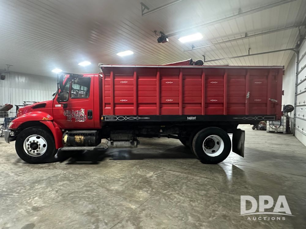 Trucks Grain