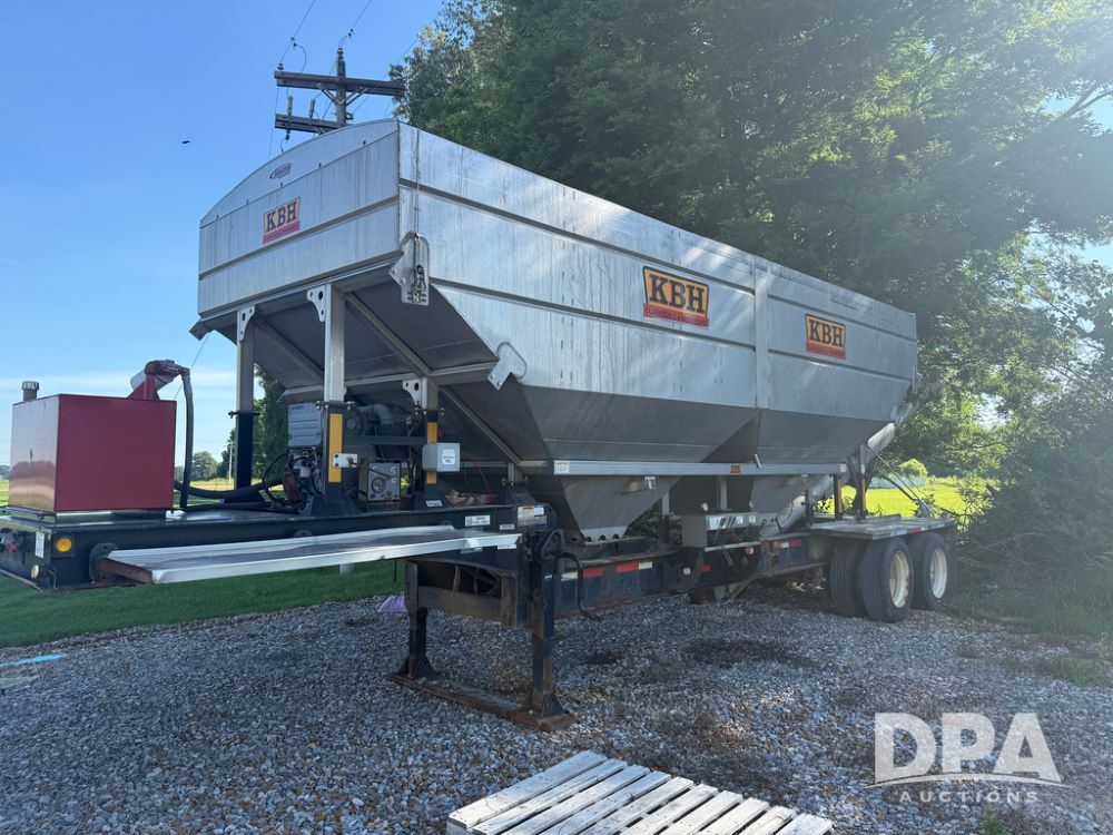 Trailers Dry + Liquid