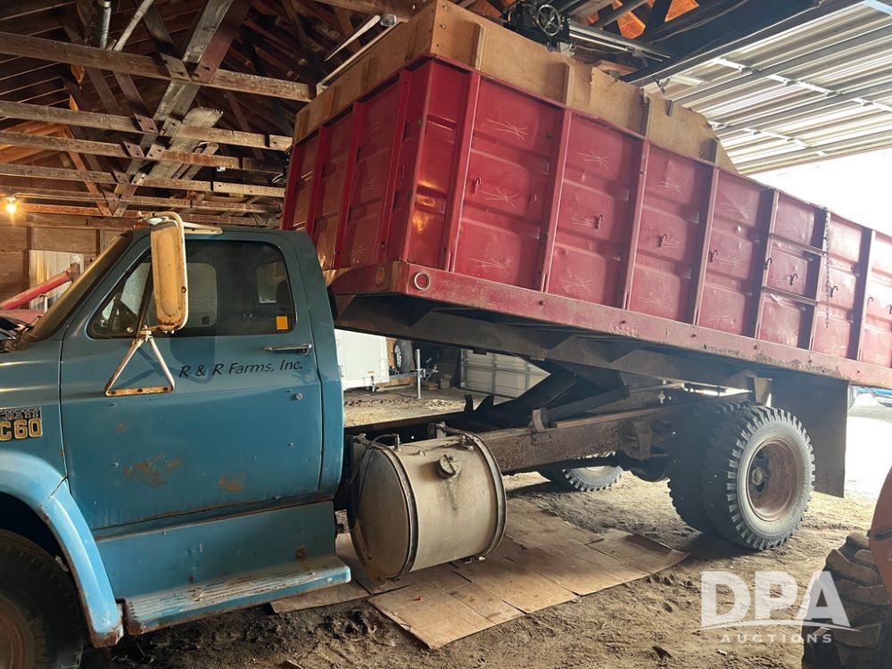Trucks Feed + Grain